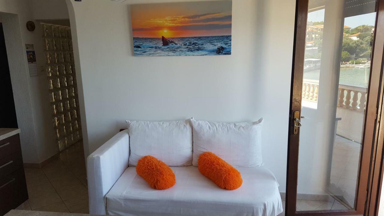 Apartmani Marenda Supetarska Draga Zewnętrze zdjęcie