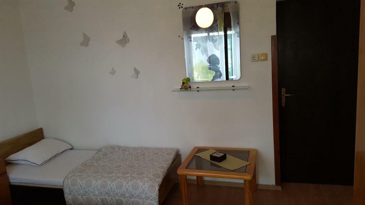 Apartmani Marenda Supetarska Draga Zewnętrze zdjęcie
